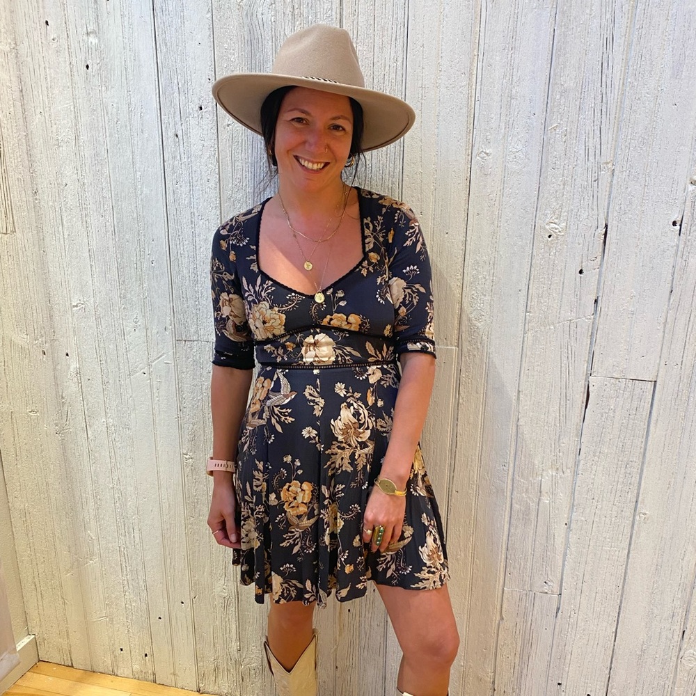 Meet your Posher, Marissa
